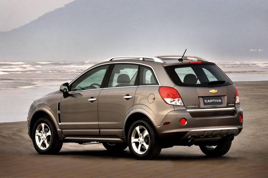  Chevrolet Captiva Sport 2011 года  (US) (фото 6 из 12)